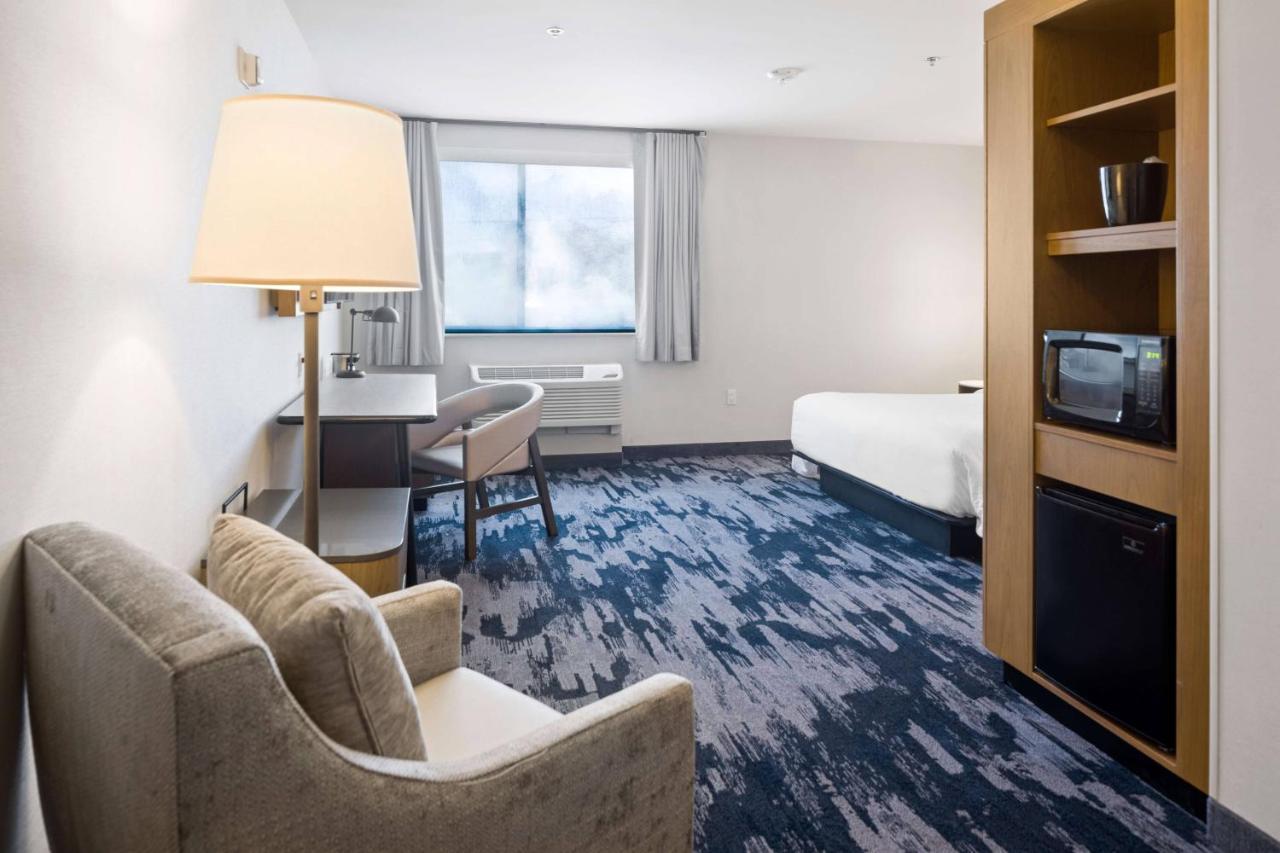 Fairfield Inn & Suites By Marriott San Diego Pacific Beach Екстериор снимка