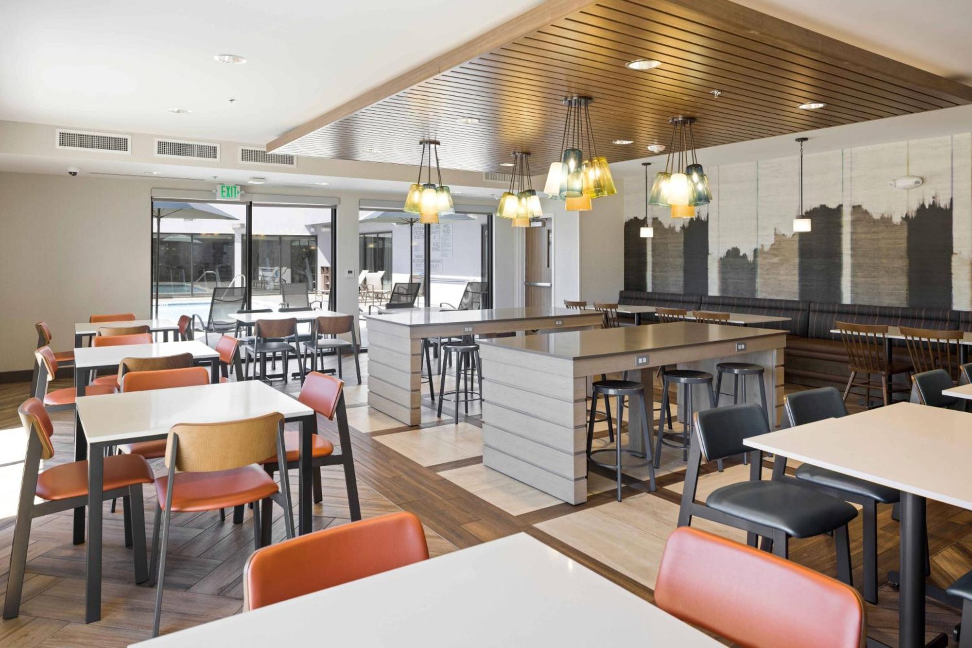 Fairfield Inn & Suites By Marriott San Diego Pacific Beach Екстериор снимка