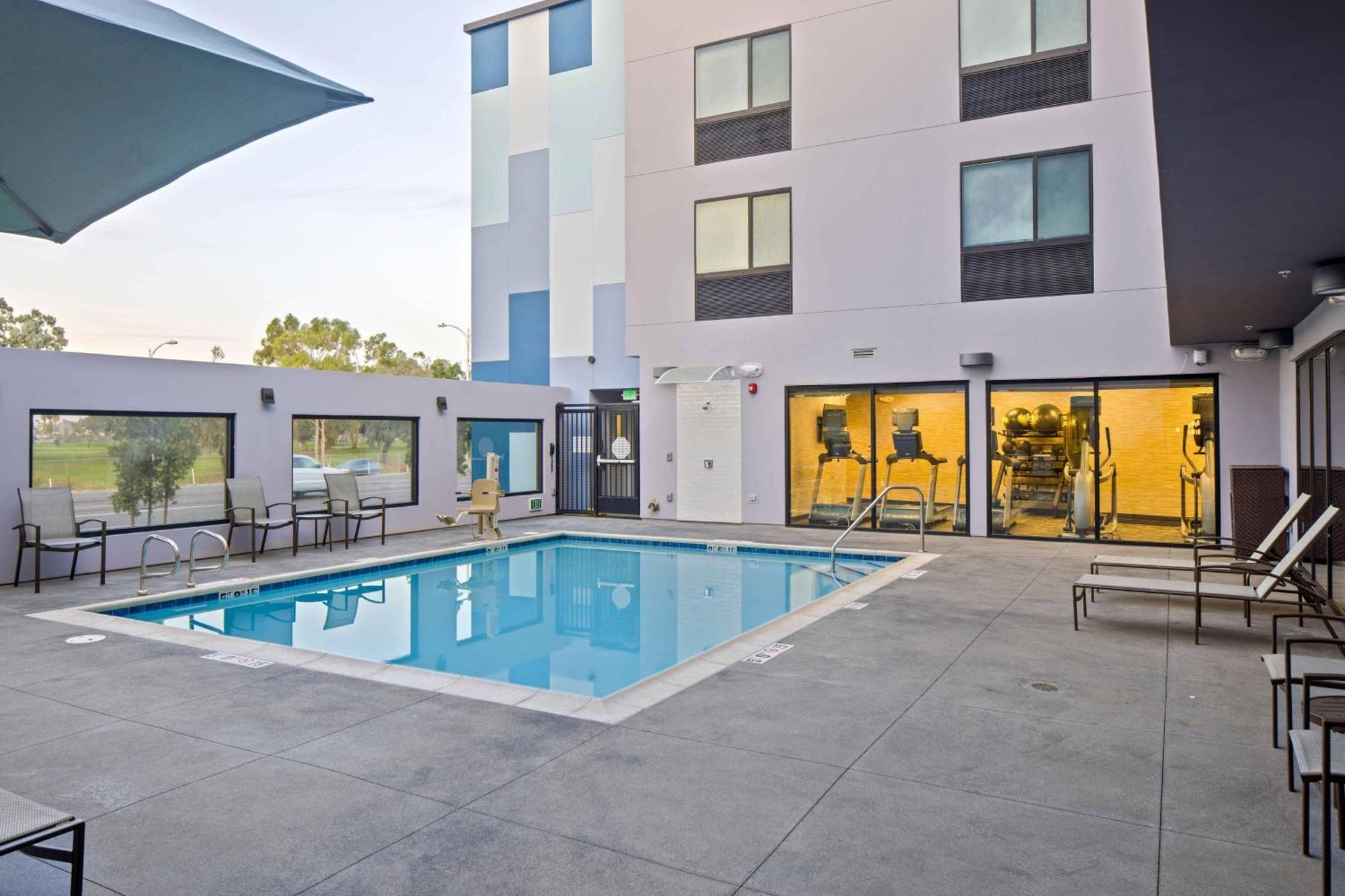 Fairfield Inn & Suites By Marriott San Diego Pacific Beach Екстериор снимка